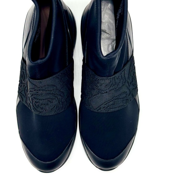 NWOB Taryn Rose Zorah High Top Sneaker Sock Chunky Boots Size: 7 - Picture 7 of 9